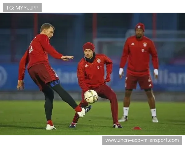 拜仁前锋在禁区内的脚法让球迷拍手称快