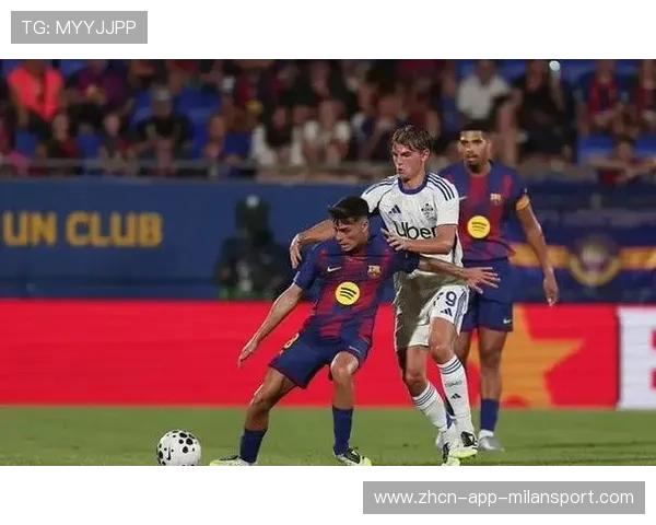 巴萨训练营边锋课：传中与回防强度并行要求球员更全面