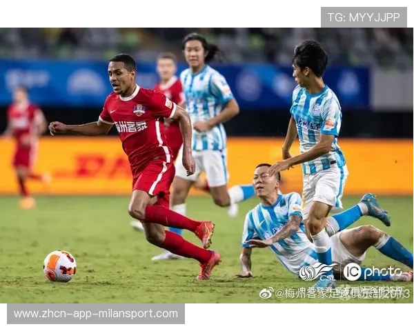 曹永竞禁区边缘起脚劲射挂死角，北京国安热身赛1比0力克梅州客家