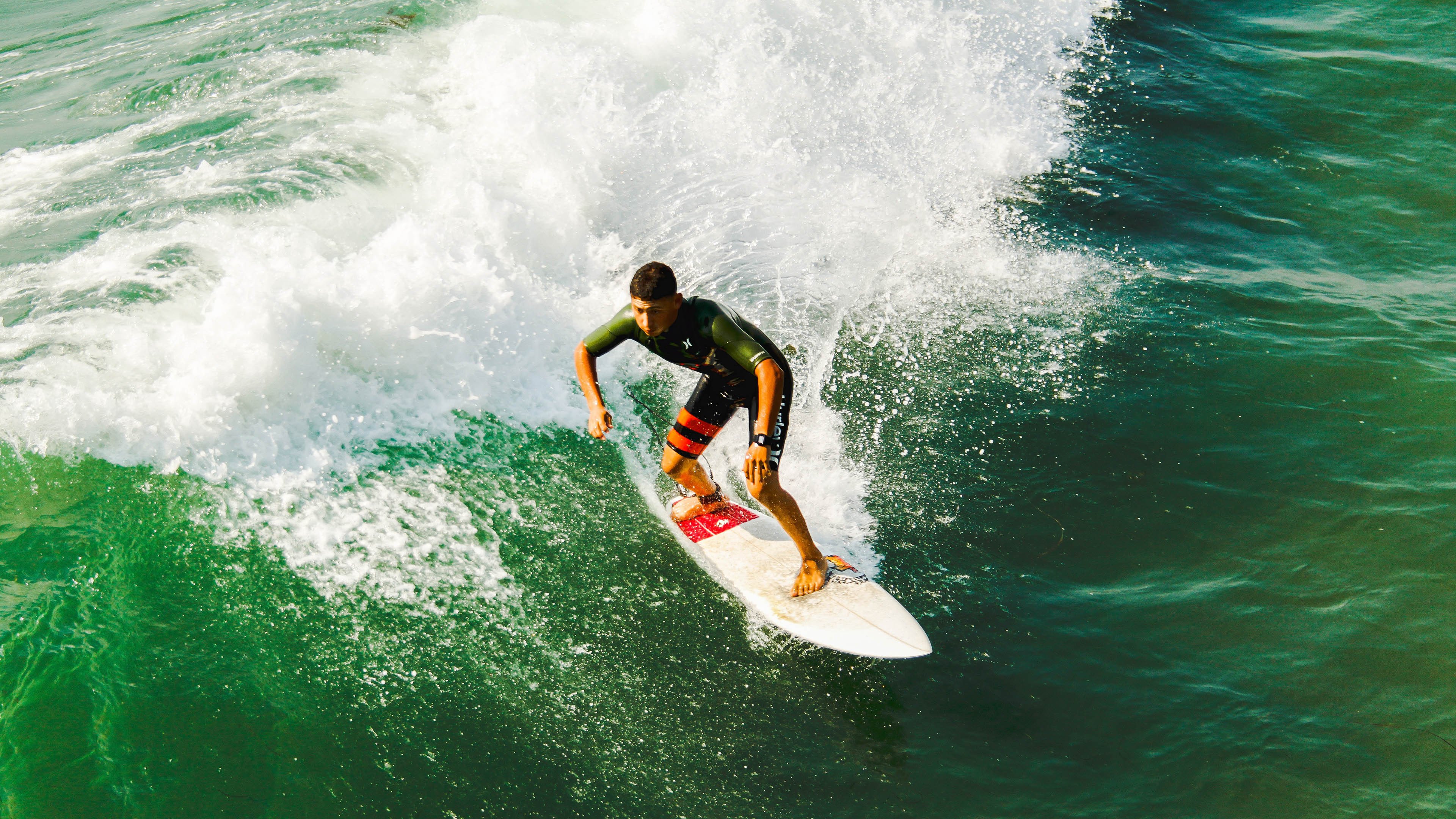 掘金换防策略奏效对抗强力掩护，掘金1-3逆转